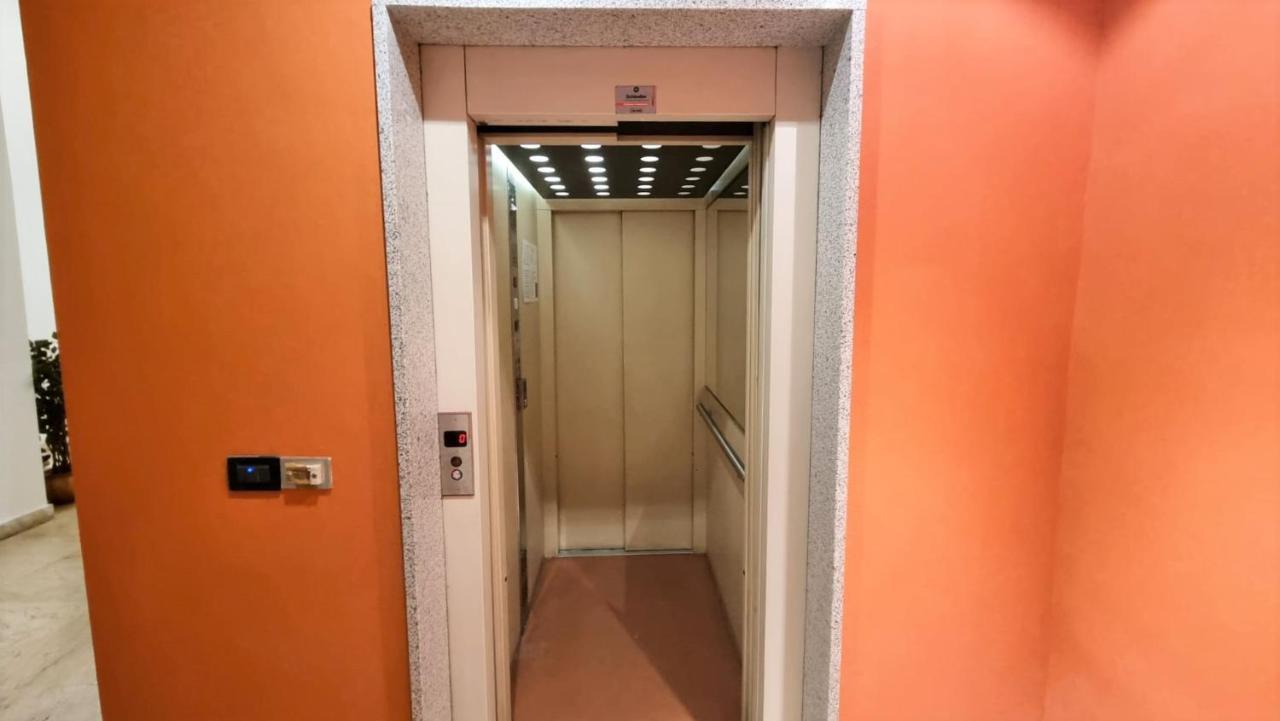 Palazzo Crispi - Boutique Apartment Triest Zewnętrze zdjęcie